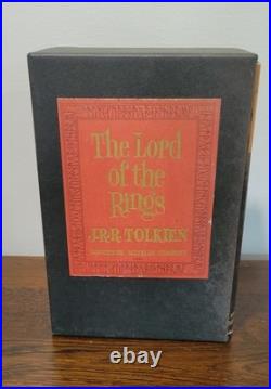 Lord Of The Rings J. R. R Tolkien Vintage Book Trilogy 2nd ED 1965 Boxset + Maps