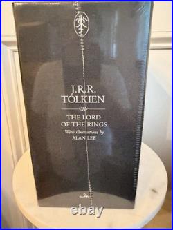 Lord of the Rings Deluxe Illustrated Box Set Collectors Edition Hardcover
