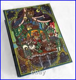 Mirth at the Prancing Pony Tolkien, Lord of the Rings, box, cupboard