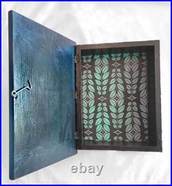 Mirth at the Prancing Pony Tolkien, Lord of the Rings, box, cupboard