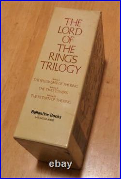 RaRe VinTagE 1977 LORD of RINGS TRILOGY BOX SET JRR Tolkien Ballantine PB LOTR