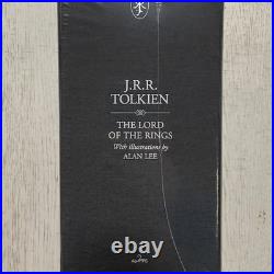 The Lord of the Rings Deluxe Collectable Illustrated Box Set