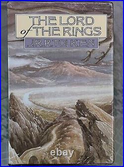 The lord of the rings j.r.r. Tolkien